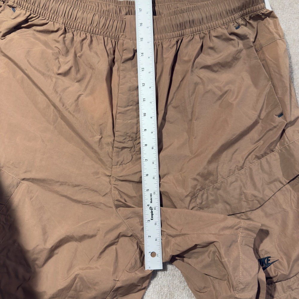 NIKE Mens Size XXL Tech Essentials Utility‎ Cargo Shorts Brown DM6484-256 - Picture 2 of 12
